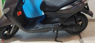 Scooter Yamaha Neo's Negra