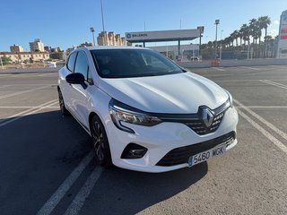 Renault Clio Techno 2023 · Diésel 4,1L · CarPlay