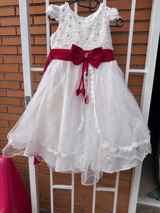 Vestido de comunión blanco y rojo
