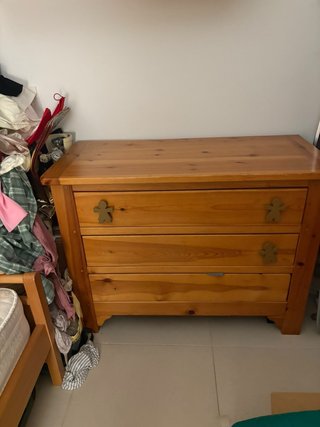 Conjunto de dormitorio infantil de madera