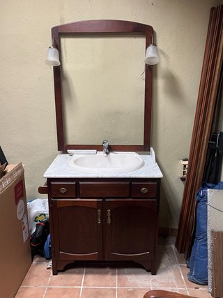 Mueble de baño con espejo