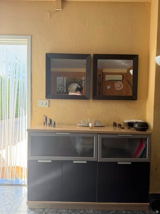 Mueble Aparador con Dos Espejos
