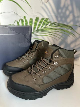 Botas hombre. Número 40