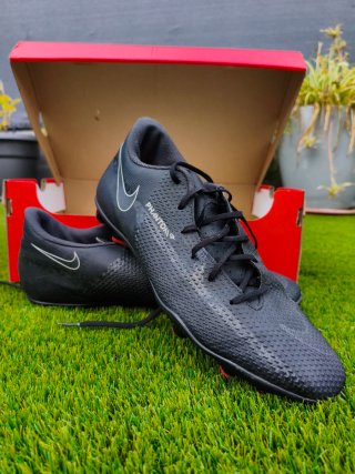 Botas de fútbol Nike Phantom negras