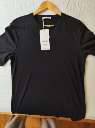 Camiseta Zara Negra Talla M