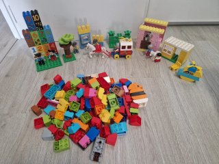 Gran Lote de Piezas LEGO Duplo