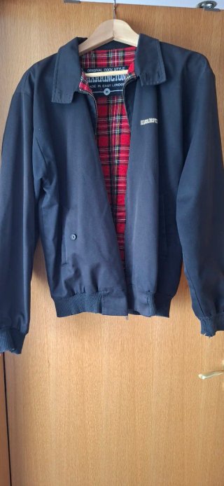 Cazadora Harrington Negra Talla M
