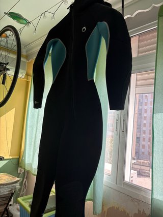 Traje de Neopreno Negro y Azul