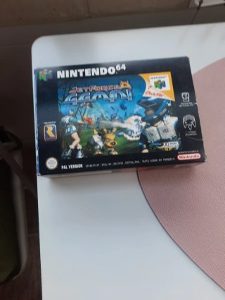 Caja y Manual Jet Force Gemini (Nintendo 64)