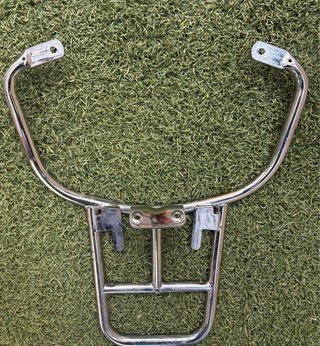 Soporte Baúl Vespa Cromado