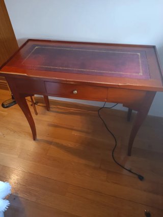 Mesa de Escritorio Clásica con Cajón