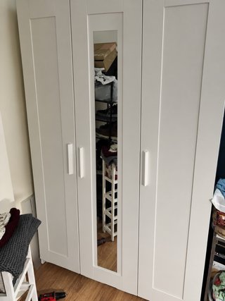 Armario IKEA Brimnes 3 puertas con espejo