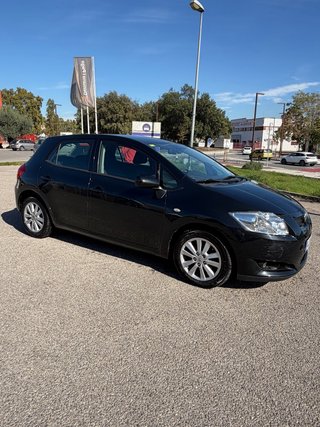 Toyota Auris 126cv270.000 km revisiones conce ofic