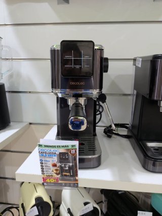 Cafetera Cecotec Cafelizzia ColdBrew 20 bares