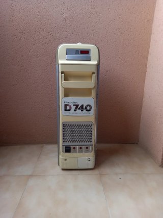 Aspirador Electrolux D 740