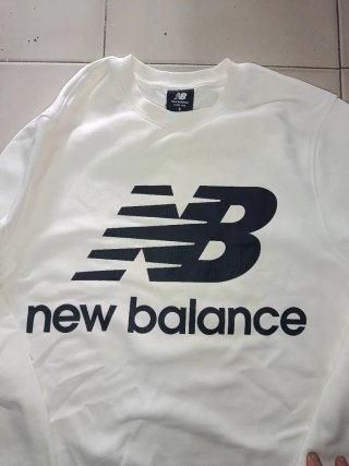 Sudadera New Balance Blanca original