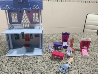 Castillo de Frozen con accesorios