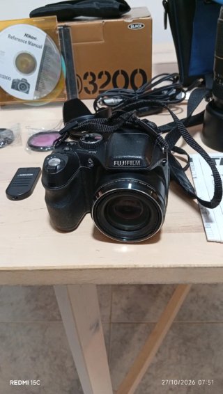 Todo lo que hay fotos más otra cámara por 150€