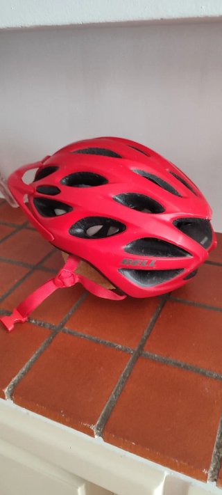 Casco de Bicicleta Bell Rojo y amarillo