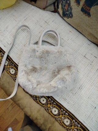 Borsetta H&M in ecopelliccia