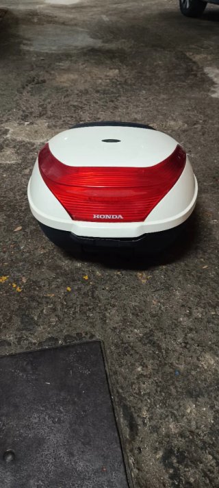 Baúl para moto Honda