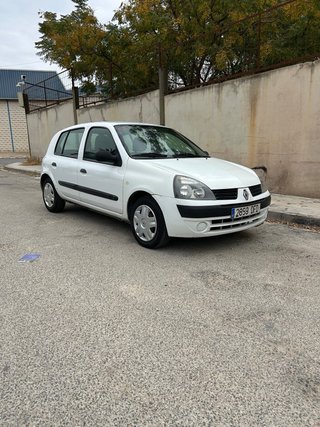 Renault Clio 2005
