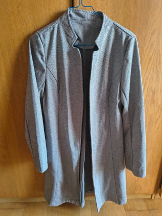 Abrigo Gris Estampado