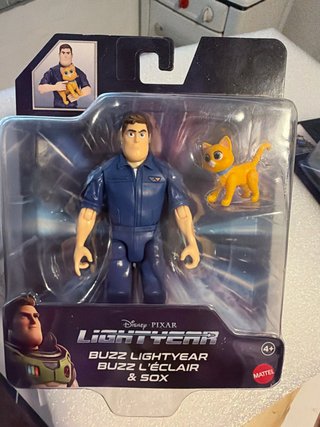 Figura Buzz Lightyear y Sox Disney Pixar