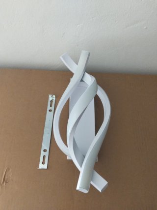 Lámpara de pared diseño espiral blanca