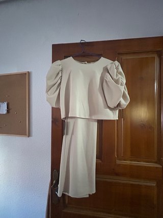 Conjunto de dos piezas beige