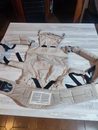 Mochila Portabebés Ergonómica Beige