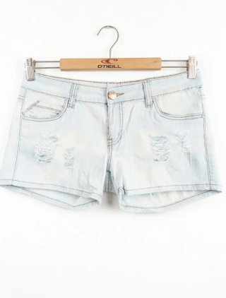 Pantalón corto