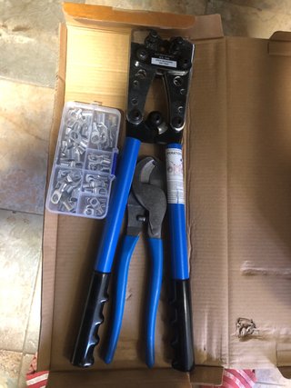 Prensadora de cables y cortacables