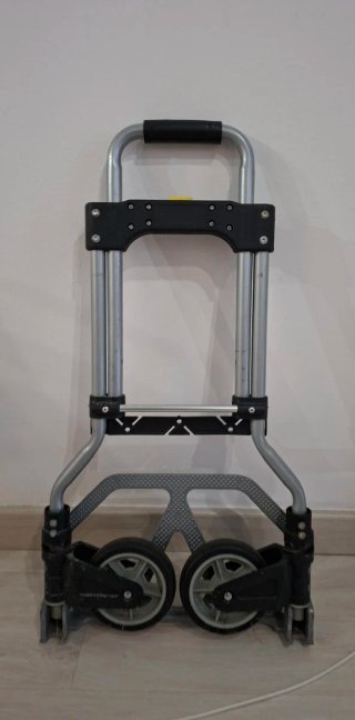 Carrito plegable para transportar cargas