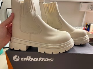 Botas Color Crema Talla 37