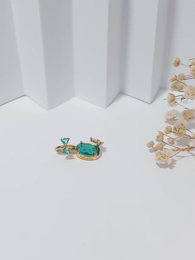 Charms Pandora Dorados con Piedra Turquesa