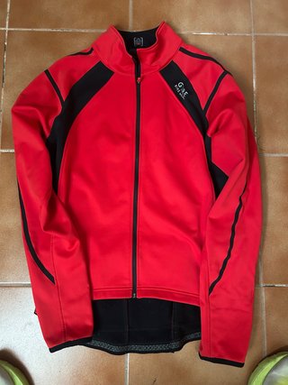 Chaqueta Gore Bike Wear Roja y Negra