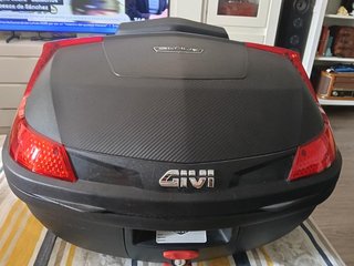 Baúl  para motos Givi Blade 47