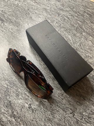 Gafas de Sol sin marca con Estuche Baldessarini