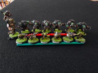 Equipo de Orcos Negros Pintado Blood Bowl