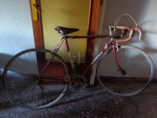 Bicicleta de Carretera Vintage Roja (negociable)
