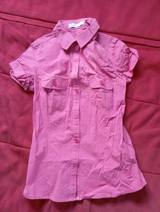 Camisa Rosa de Manga Corta Talla M