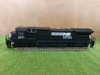 Locomotora Lima H0 Norfolk Southern 8671