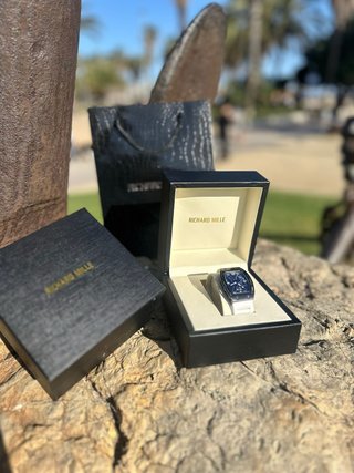 Reloj blanco