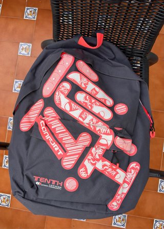 Mochila Tenth gris