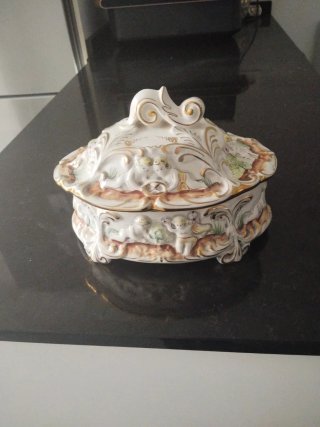 Centro de Mesa o Sopera de Porcelana