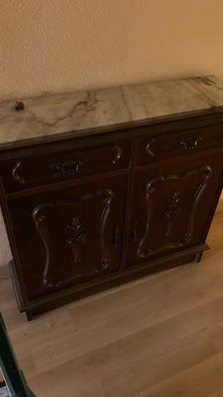 REGALO Muebles antiguos de madera y marmol