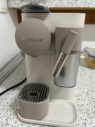 Cafetera De'Longhi Nespresso Blanca