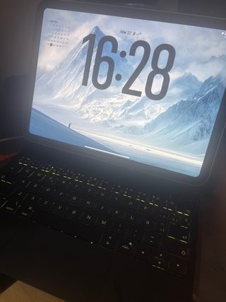 Apple iPad A16