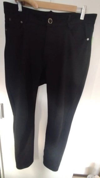 Pantalón negro de vestir talla 46